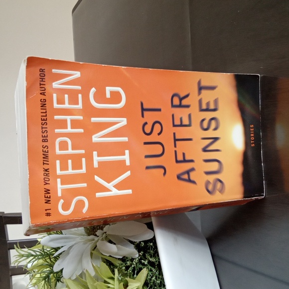 Other - Stephen King Book Just After Sunset 13 TALES thriller